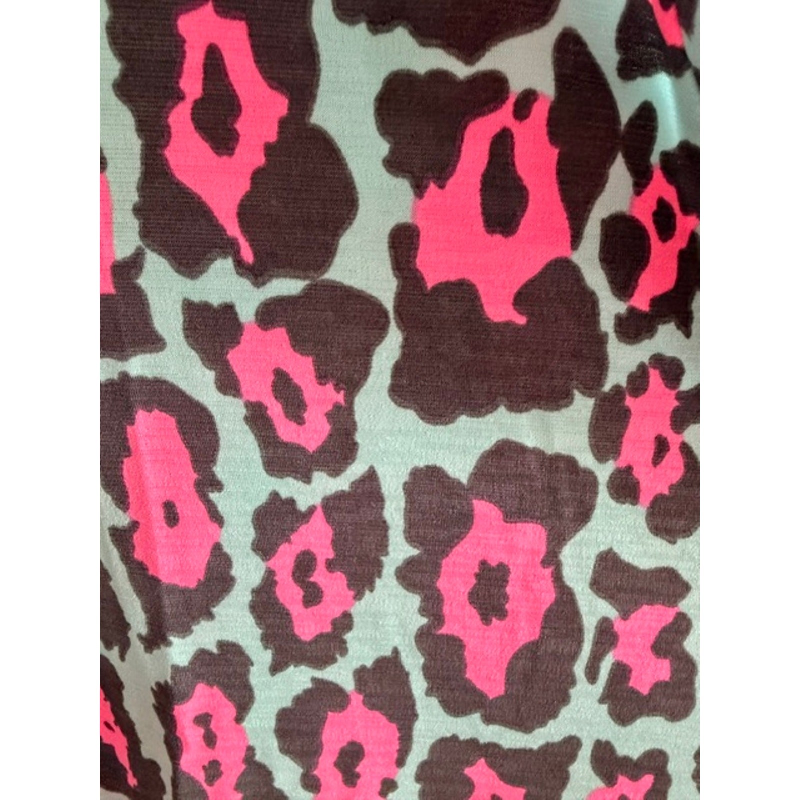 Dear Scarlett - Plus Size Animal Print Lizzy Top with Tab Sleeve - 2X - Image 4