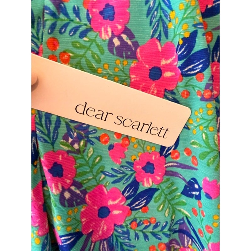 Dear Scarlett - Green Floral Lizzy Short Sleeve Tab Blouse - Small - Image 5
