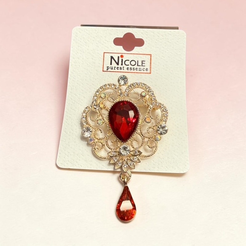 Victorian Fashion Brooch - Image 3
