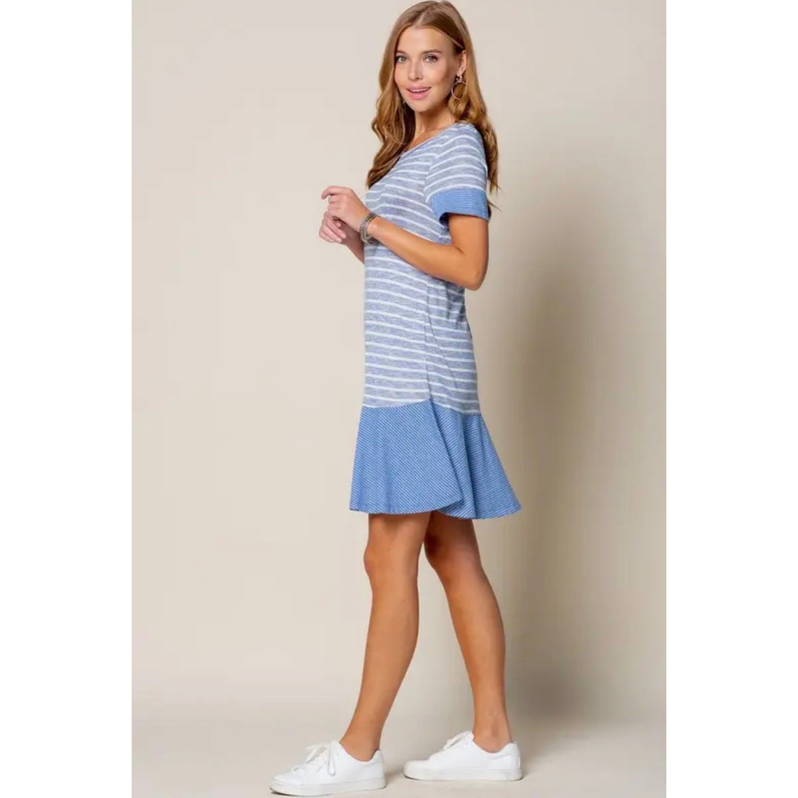 Doe and Rae - Mixed Media Shift Dress - Medium - Image 5
