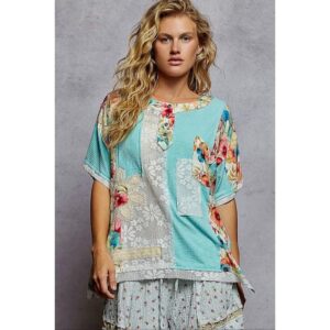 POL - Round Neck Short Sleeve Floral Knit Rib Top - Medium